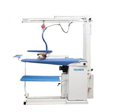 Table de repassage professionnelle