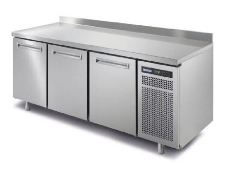 Table rfrigre ngative  avec dosseret 3 portes profondeur 700 AFINOX