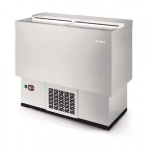 Refroidisseur de bouteilles � fond plat 3 portes compatible 60 Hz INFRICO EFP1500II-60hz
