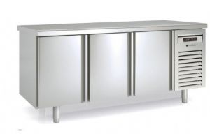 Table réfrigérée traversante 3x3 portes profondeur 700 CORECO - MFCG-200